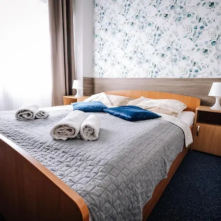Hotel Dw Turysta Lichen Stary