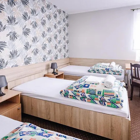 Dw Turysta Hotel *