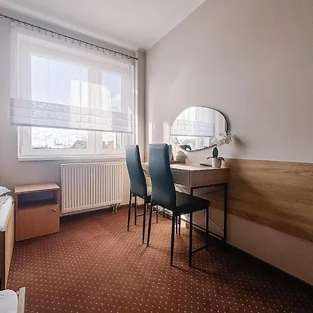 Hotel Dw Turysta *