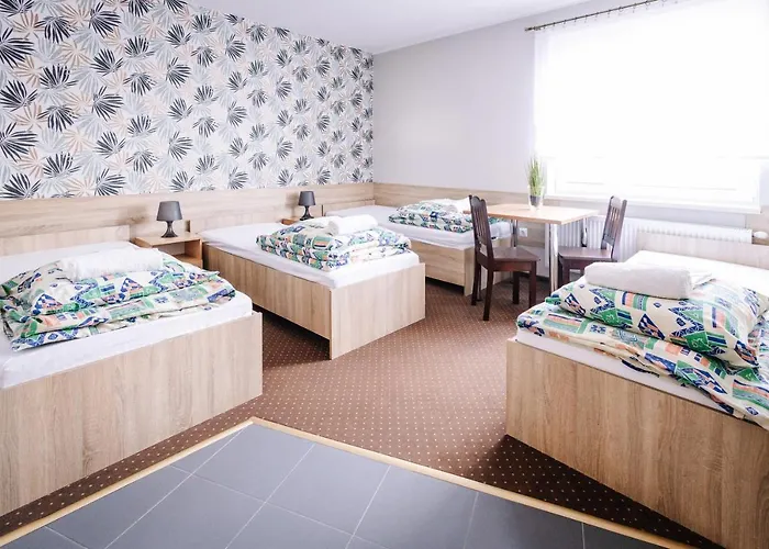 Dw Turysta Hotel Lichen Stary